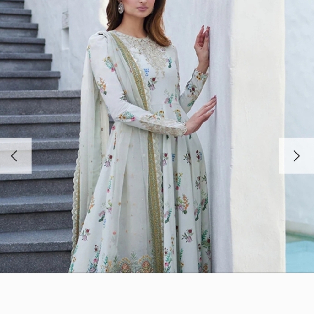 Women’s Long Sleeve Floral Embroidered Dress - Light Mint